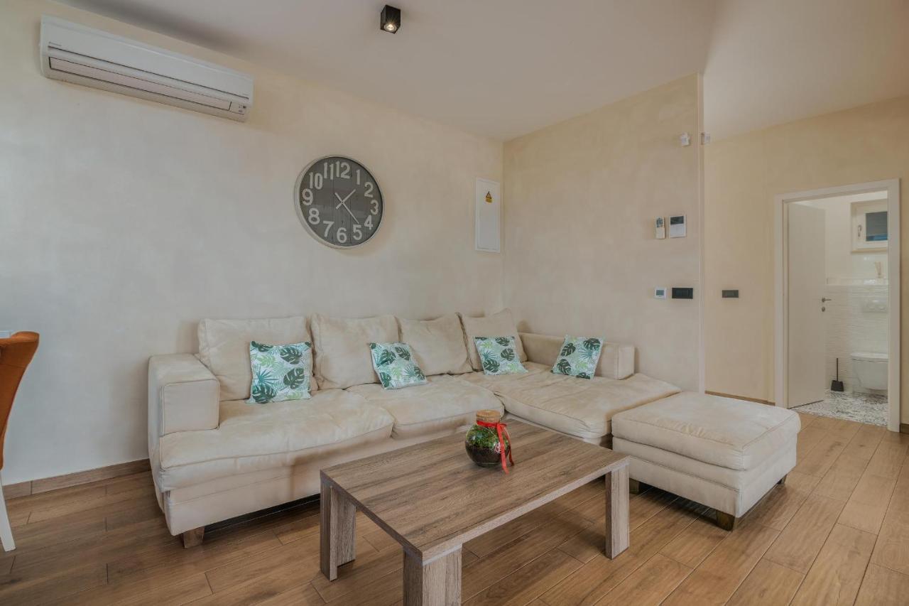Villa Augusta Malinska Bagian luar foto